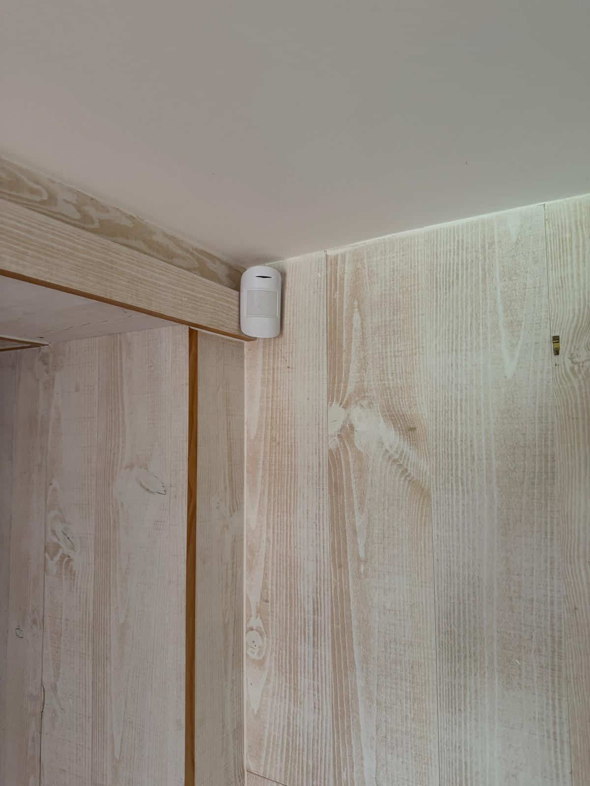 un détecteur de mouvement intérieur d'un systeme d'alarme sans fil