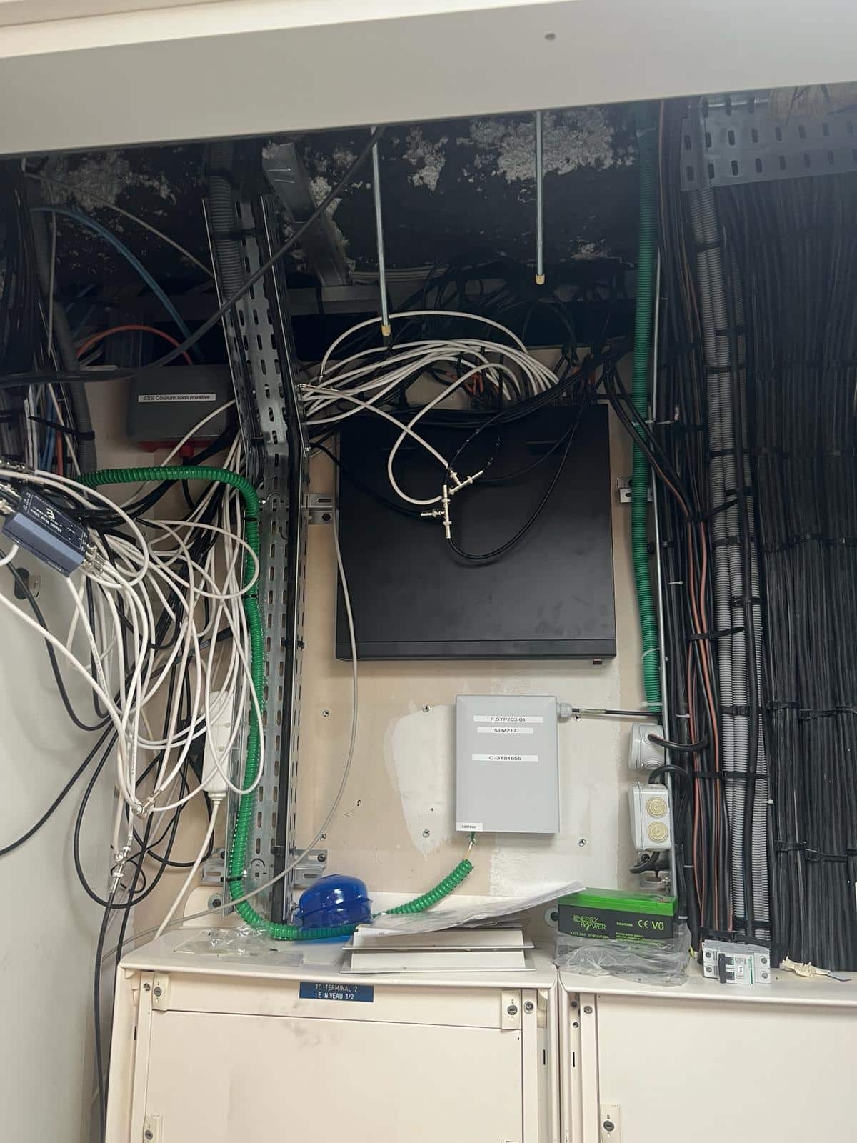 Ancienne vidéosurveillance avant optimisation par Protech à Paris (75)